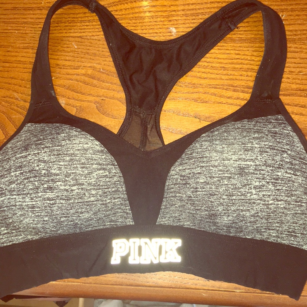 Sports bra
